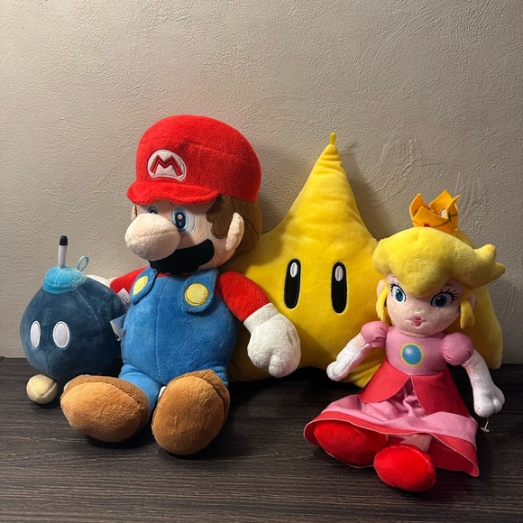 Super Mario Other - Super Mario Plush Lot Mario Star Bomb and Princess Peach